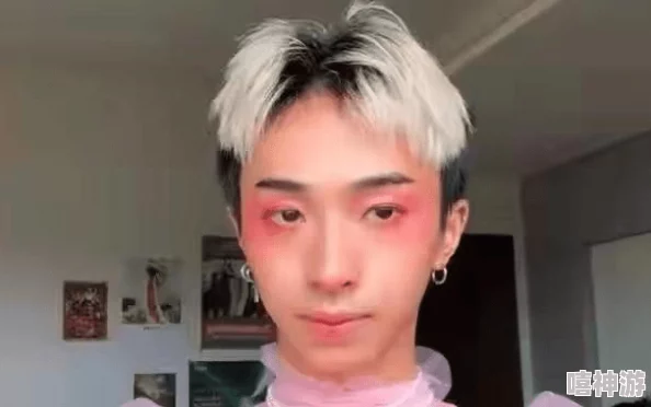 云悠悠翻白眼流口水流眼泪,竟因与神秘男友约会被拍到,引发网友热议和猜测! 云悠悠翻白眼流口水流眼泪,竟因与神秘男友约会被拍到,引发网友热议和猜测!