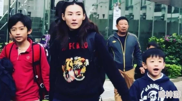 free性满足HD老少配张柏芝,传她与年轻小鲜肉恋情曝光,引发网友热议和围观! free性满足HD老少配张柏芝,传她与年轻小鲜肉恋情曝光,引发网友热议和围观!