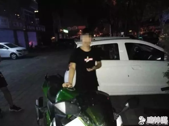 一上来就飙车的双男主剧,带你感受热血澎湃与青春热情的追逐盛宴! 一上来就飙车的双男主剧,带你感受热血澎湃与青春热情的追逐盛宴!