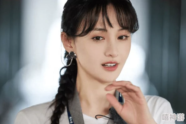 麻花MOO190苏蜜清歌:绯闻男星与女主角传绯闻,网友热议两人关系是否超越戏外合作 麻花MOO190苏蜜清歌:绯闻男星与女主角传绯闻,网友热议两人关系是否超越戏外合作