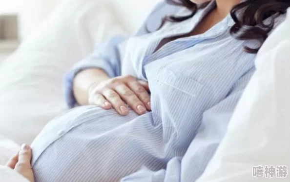 男女之间的唏唏哩哩图片:网友热议情感表达与社交文化的变化,纷纷分享自己的看法和经历 男女之间的唏唏哩哩图片:网友热议情感表达与社交文化的变化,纷纷分享自己的看法和经历