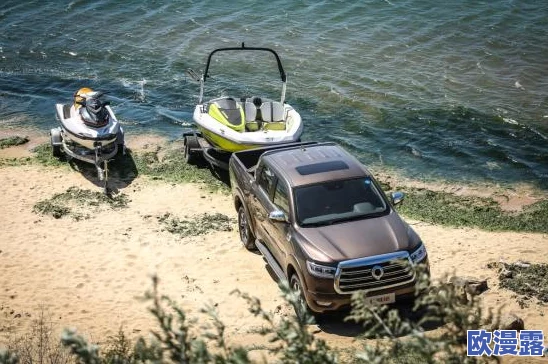 我夫妻俩和朋友夫妻自驾游，网友纷纷表示这样的旅行方式既自由又能增进感情，非常值得尝试！