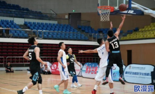 篮球体育生正伟：通过持之以恒的训练和比赛提升个人技能，展现团队合作与竞技精神的价值与挑战