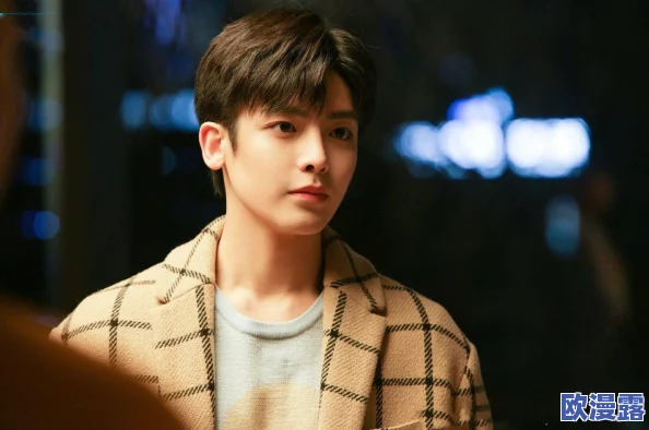 女生啊~你tm别舔了!她被拍到与神秘男约会,网友纷纷猜测两人关系不简单,引发热议! 女生啊~你tm别舔了!她被拍到与神秘男约会,网友纷纷猜测两人关系不简单,引发热议!