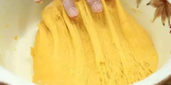 老师扒开 强行让学生揉,家长愤怒发声:教育方式需反思,呼吁保护学生身心健康 老师扒开 强行让学生揉,家长愤怒发声:教育方式需反思,呼吁保护学生身心健康