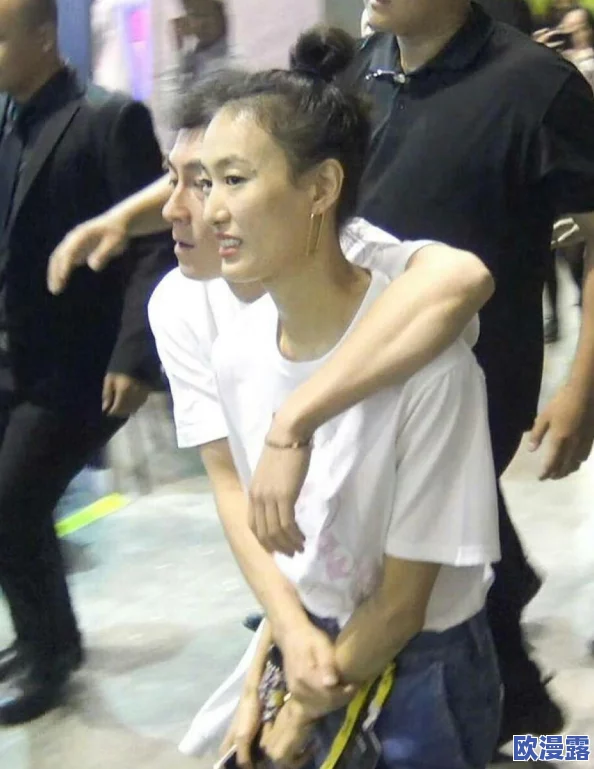 老婆生日三p1:庆祝特别日子的创意活动与浪漫惊喜的完美结合,提升夫妻关系的亲密感与幸福感 老婆生日三p1:庆祝特别日子的创意活动与浪漫惊喜的完美结合,提升夫妻关系的亲密感与幸福感