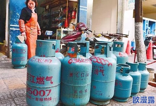 100款禁用软件:网友看法大汇总,哪些软件真的该被禁止使用?用户体验与安全隐患引发热议! 100款禁用软件:网友看法大汇总,哪些软件真的该被禁止使用?用户体验与安全隐患引发热议!