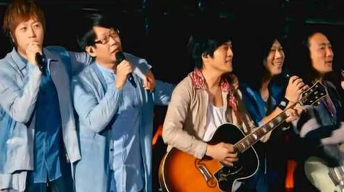激情成人五月天:全面解析五月天乐团的音乐风格、歌词主题与现场表演魅力 激情成人五月天:全面解析五月天乐团的音乐风格、歌词主题与现场表演魅力