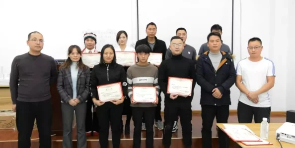 天美视频传媒:如何在新媒体时代实现内容创作与传播的高效结合与创新发展策略 天美视频传媒:如何在新媒体时代实现内容创作与传播的高效结合与创新发展策略