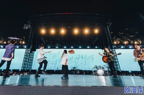 激情婷婷五月天：热情洋溢的音乐盛宴，带你领略青春与梦想的交汇瞬间