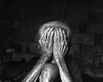 西施因欠债被债主当成奴隶，极度困境下她选择了惊人的反击方式，引发舆论热议！