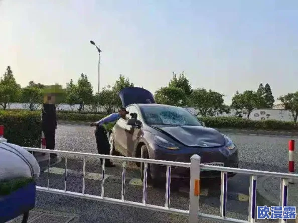 9分42秒头撞玻璃会怎样?深入分析可能的后果与影响 9分42秒头撞玻璃会怎样?深入分析可能的后果与影响