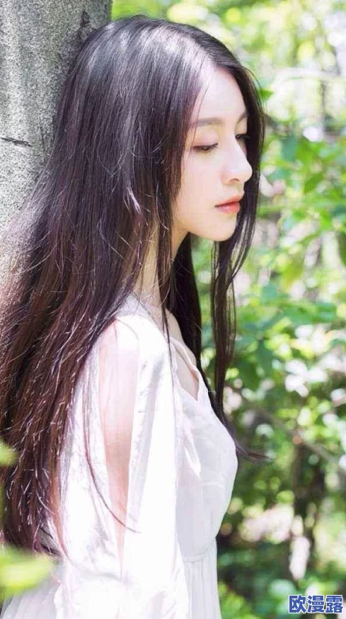 日本少妇BB:探讨现代社会中年轻女性的生活方式与心理状态的多维度分析 日本少妇BB:探讨现代社会中年轻女性的生活方式与心理状态的多维度分析