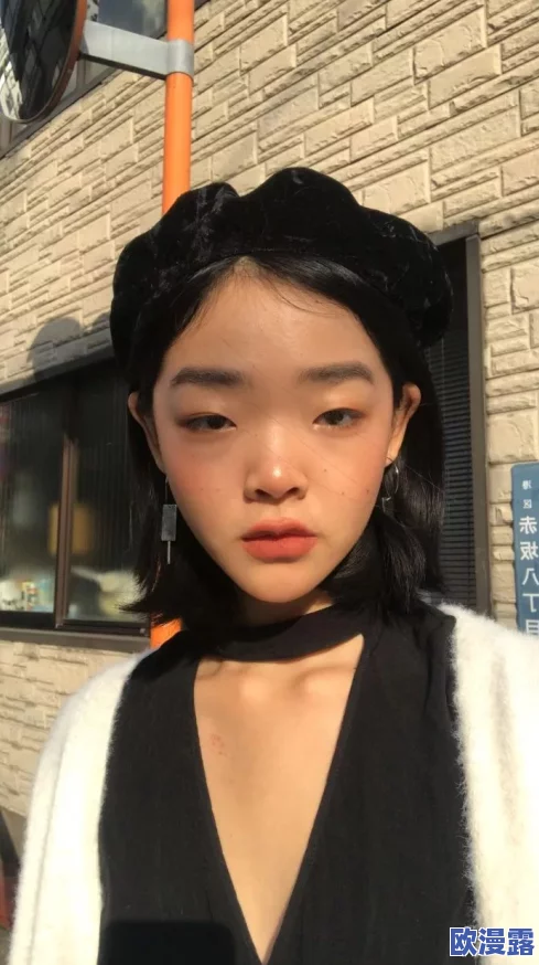 震惊!美女一级毛片免费观看引发热议,网友纷纷讨论其背后的真相与影响,究竟隐藏了什么秘密? 震惊!美女一级毛片免费观看引发热议,网友纷纷讨论其背后的真相与影响,究竟隐藏了什么秘密?
