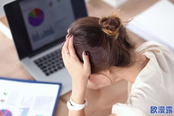 Ass女人白净下部:探讨女性身体美与自信的关系,如何在现代社会中展现真实自我 Ass女人白净下部:探讨女性身体美与自信的关系,如何在现代社会中展现真实自我