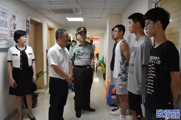 2对1:三人一次性体检2,旨在介绍一种新型的健康检查方式,通过两名医务人员为三位受检者提供高效、便捷的体检服务 2对1:三人一次性体检2,旨在介绍一种新型的健康检查方式,通过两名医务人员为三位受检者提供高效、便捷的体检服务