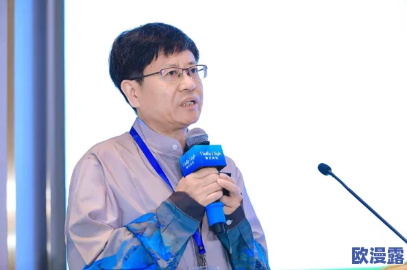 17c14 cm：新研究揭示这一尺寸在现代设计中的重要性与应用潜力