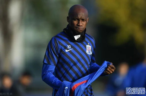 麻豆美天媒XXXHD69老师最新动态：全新作品发布，精彩内容引发热议，粉丝期待不断升级！