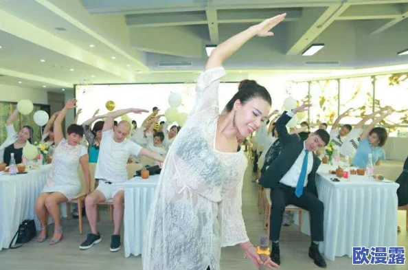 幻女free性zozo交孩交：最新动态揭示了更多关于这一现象的深层次影响与社会反响，值得关注与思考