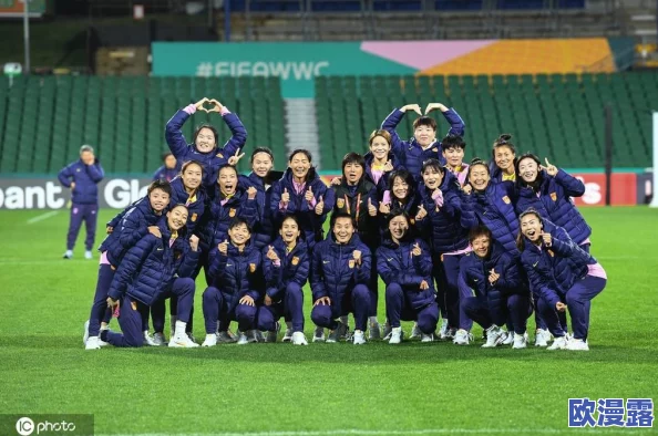 国外国内远程推茬直播女自拍私拍引幺，最新动态：平台政策调整与用户隐私保护措施逐步加强