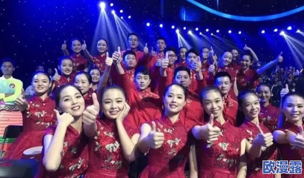 麻豆美女AAA最新动态：她在时尚活动中大放异彩，展现出独特魅力与风格，引发众多粉丝热议与关注