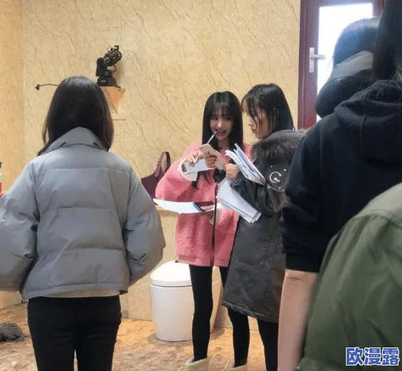 海角社区不雅照片引发热议，网友纷纷讨论事件背后的隐私与道德问题