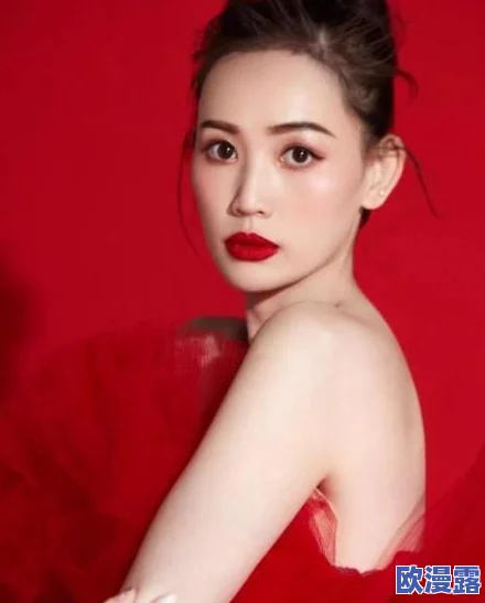 菲律宾娇小小小泬XXX:惊艳全场的绝美身材引发热议,网友纷纷点赞称其为“完美尤物”! 菲律宾娇小小小泬XXX:惊艳全场的绝美身材引发热议,网友纷纷点赞称其为“完美尤物”!