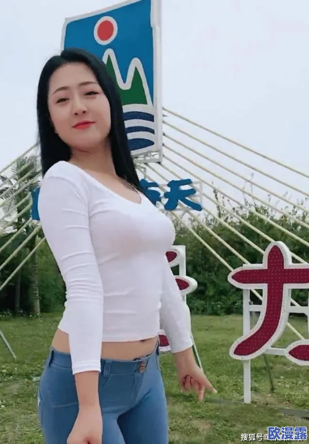 男女激烈动图:最新动态展示了两性之间的互动与情感,生动呈现了当代社会中男女关系的多样性与复杂性 男女激烈动图:最新动态展示了两性之间的互动与情感,生动呈现了当代社会中男女关系的多样性与复杂性