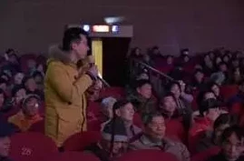 香港三级玉兔艳谭：影片在网络平台引发热议，观众对剧情和表演的评价两极分化，讨论持续升温