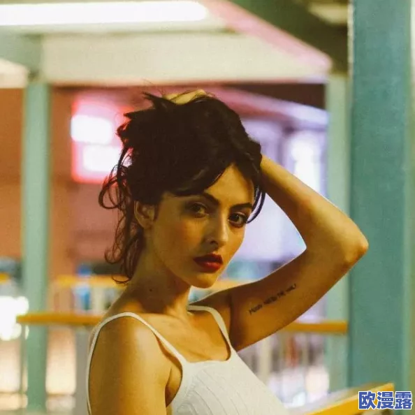 性欧美freesex安吉拉怀特:她的最新作品引发热议,粉丝们疯狂追捧! 性欧美freesex安吉拉怀特:她的最新作品引发热议,粉丝们疯狂追捧!