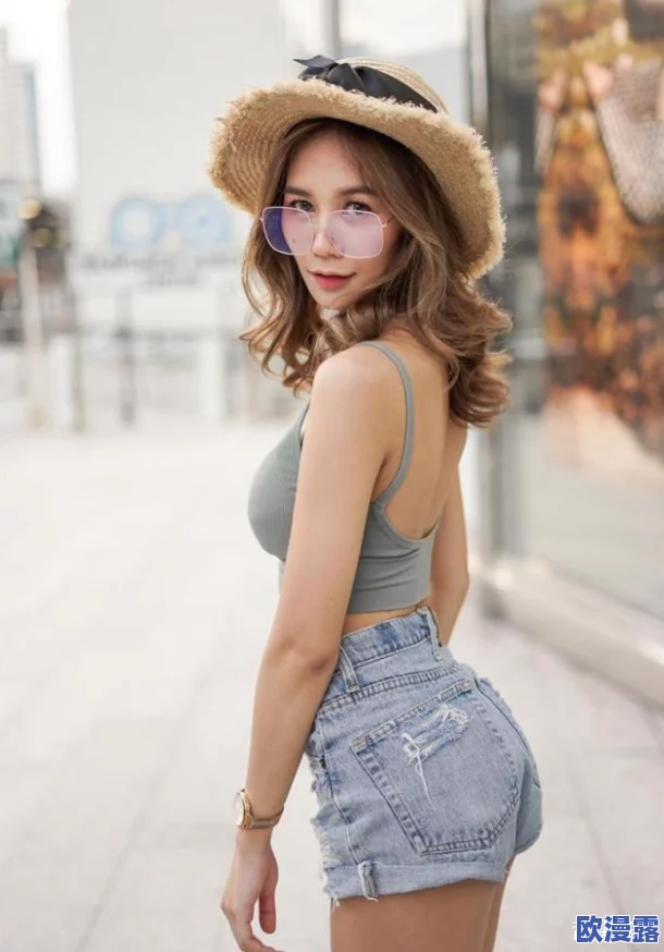 啪啪啪辣妞范:火热夏季,性感女神们的时尚穿搭引领潮流,尽显魅力与风情! 啪啪啪辣妞范:火热夏季,性感女神们的时尚穿搭引领潮流,尽显魅力与风情!