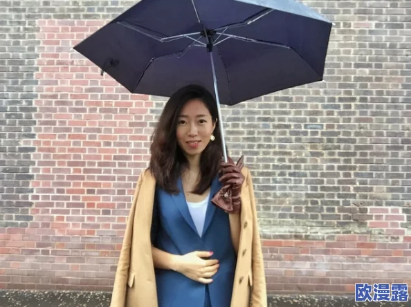 男人鸡鸡桶女人:最新动态揭示两性关系中的新趋势与挑战,引发社会广泛关注与讨论 男人鸡鸡桶女人:最新动态揭示两性关系中的新趋势与挑战,引发社会广泛关注与讨论