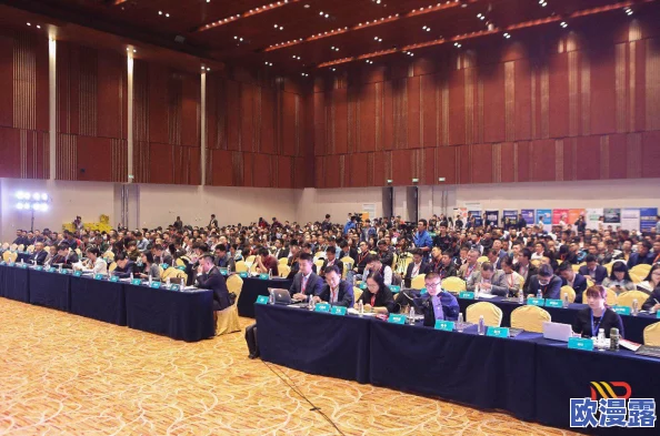 波多野结衣50连精喷在线：最新动态与粉丝互动情况分析，探讨其在成人娱乐行业的影响力与发展趋势
