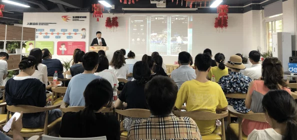 性高爱潮视频免费视频：最新动态分享，带你了解当前热门内容与趋势，尽享精彩视听体验