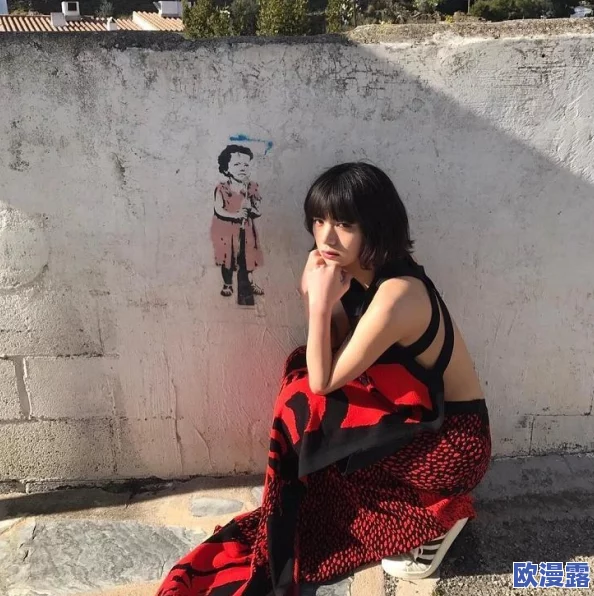 国产麻豆自拍：最新动态引发热议，网友纷纷讨论其对影视行业的影响与未来发展方向