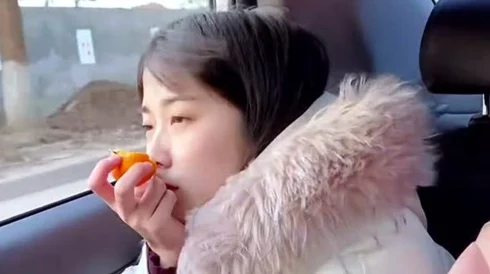 饥渴videos，真是让人目不暇接，每个视频都充满了惊喜和刺激！
