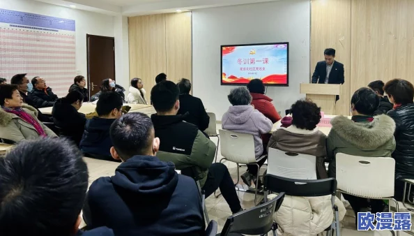 jeaⅠousvue成女伦：最新动态揭示其在时尚界的崛起与影响力，吸引众多关注与讨论
