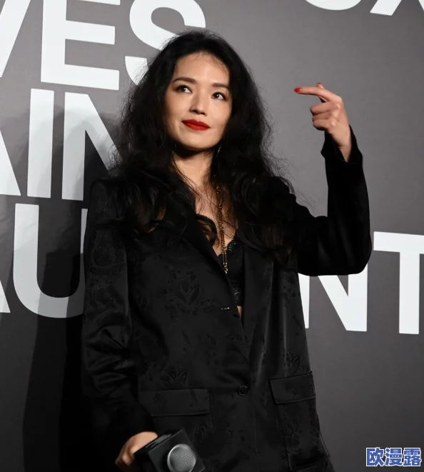 香港老电影人蛇三级传承经典文化激励年轻一代追求梦想与艺术创新共同推动影视行业发展 香港老电影人蛇三级传承经典文化激励年轻一代追求梦想与艺术创新共同推动影视行业发展