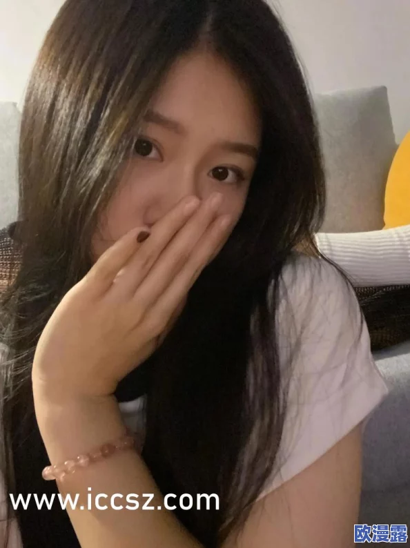 美女胸又大又黄www网站最新进展消息引发广泛关注网友热议内容丰富多样吸引大量访问者持续更新中
